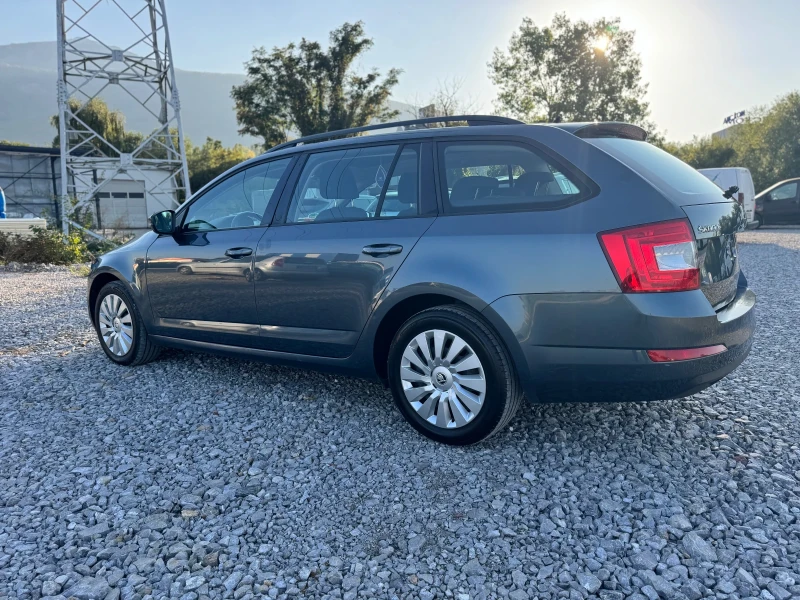 Skoda Octavia, снимка 4 - Автомобили и джипове - 47338290