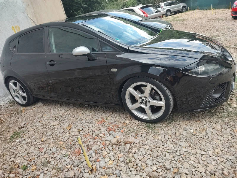 Seat Leon `FR, снимка 2 - Автомобили и джипове - 48136742