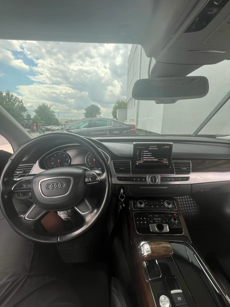 Audi A8, снимка 5 - Автомобили и джипове - 48805859