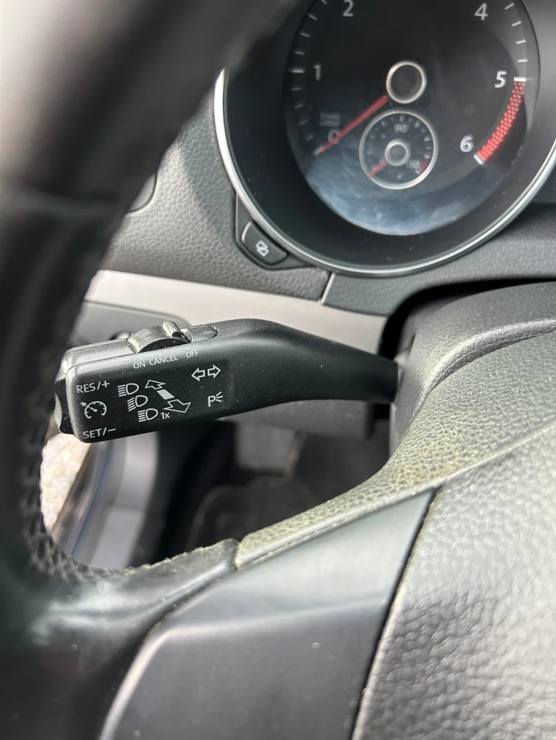 VW Golf 1, 6 TDI , снимка 14 - Автомобили и джипове - 52647468