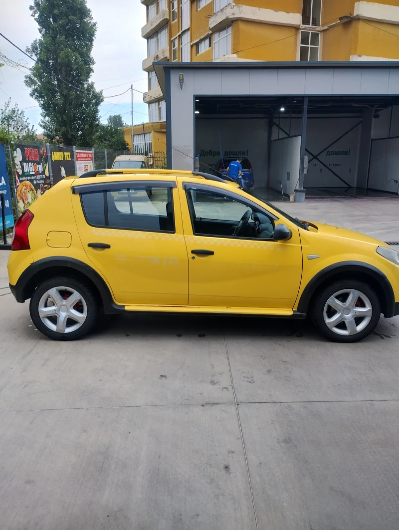 Dacia Sandero STEPWAY газ, снимка 5 - Автомобили и джипове - 50608956