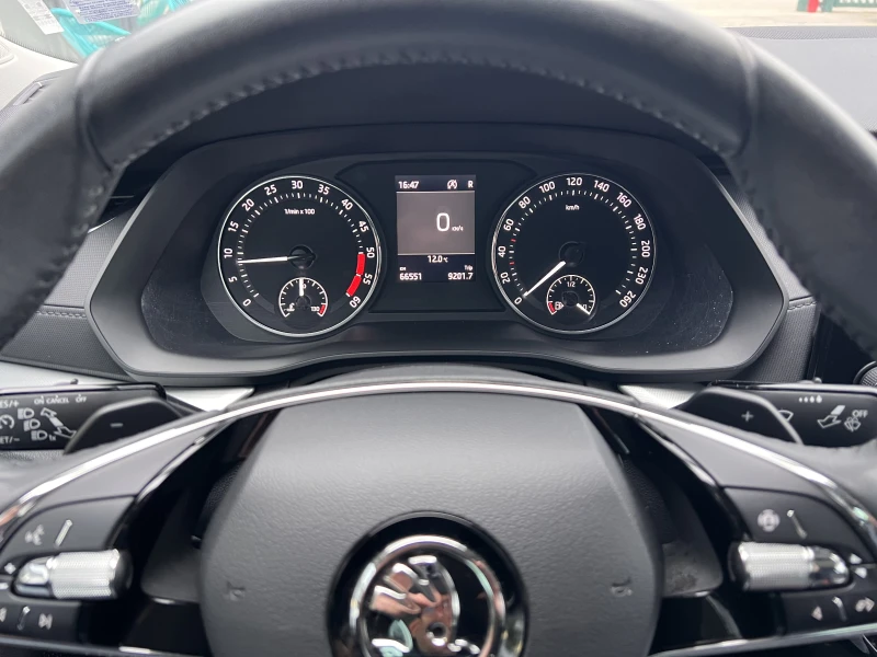 Skoda Octavia AMBITION/2.0TDI/116K.C./7AT/ГАРАНЦИЯ, снимка 12 - Автомобили и джипове - 52550440