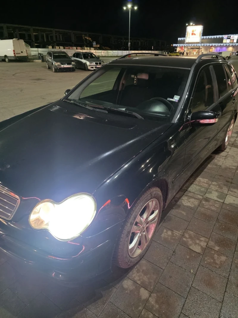 Mercedes-Benz C 200, снимка 4 - Автомобили и джипове - 52962589