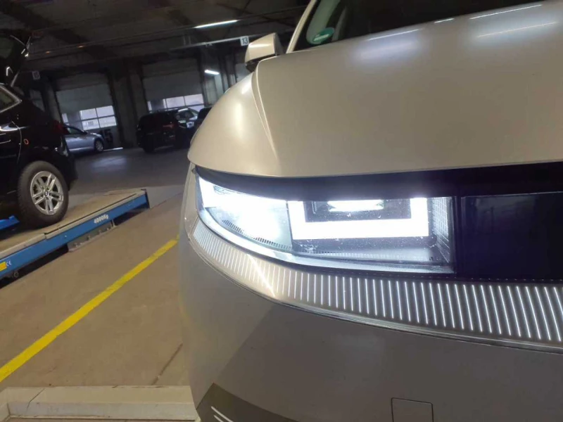 Hyundai Ioniq 5 77, 4Kwh AWD UNIQ, снимка 16 - Автомобили и джипове - 53063921