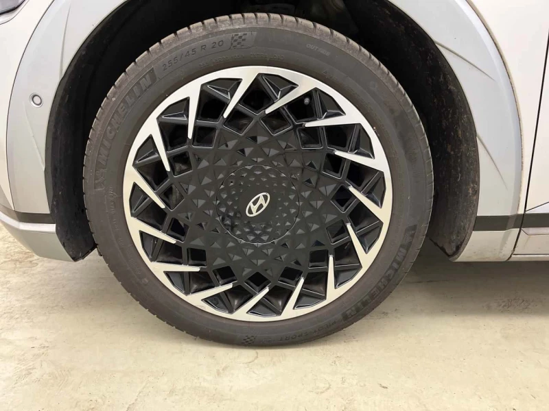 Hyundai Ioniq 5 77, 4Kwh AWD UNIQ, снимка 14 - Автомобили и джипове - 53063921