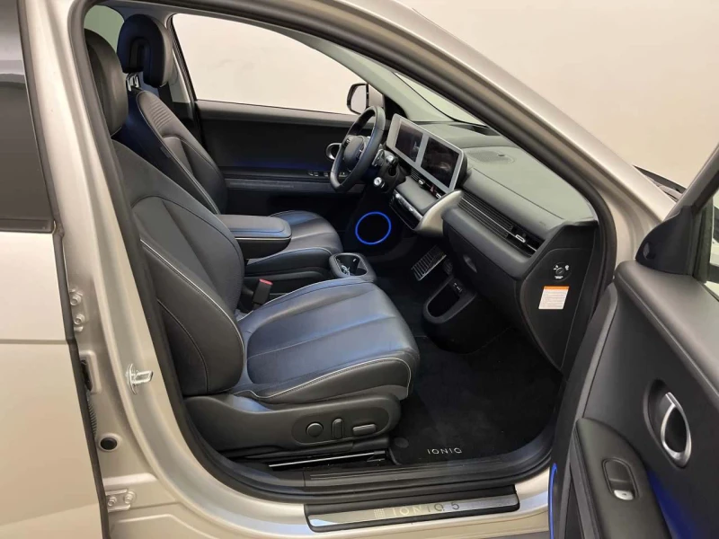 Hyundai Ioniq 5 77, 4Kwh AWD UNIQ, снимка 4 - Автомобили и джипове - 53063921