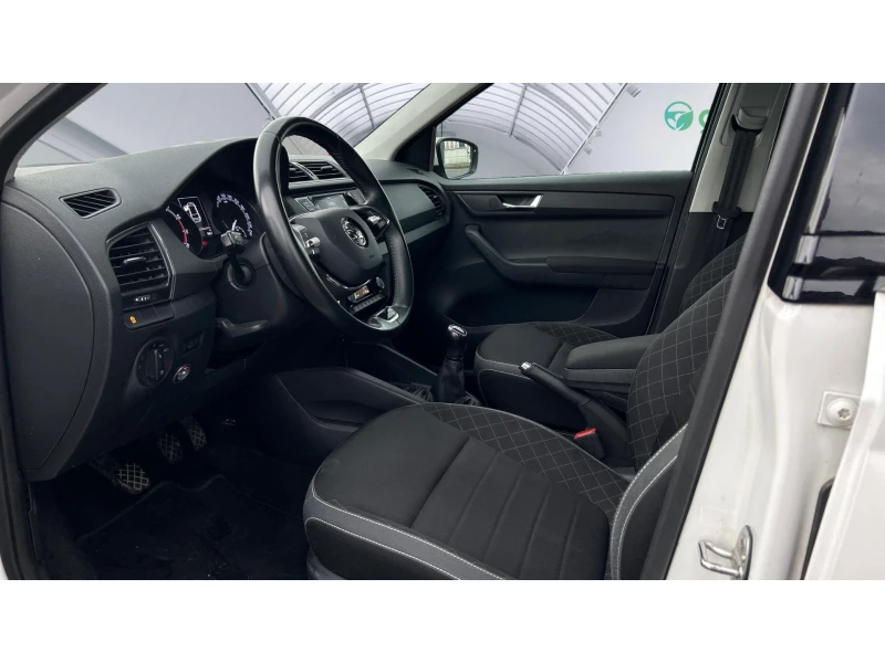 Skoda Fabia 1.0 TSi LPG, Месечна вноска от 142  , снимка 10 - Автомобили и джипове - 53114684