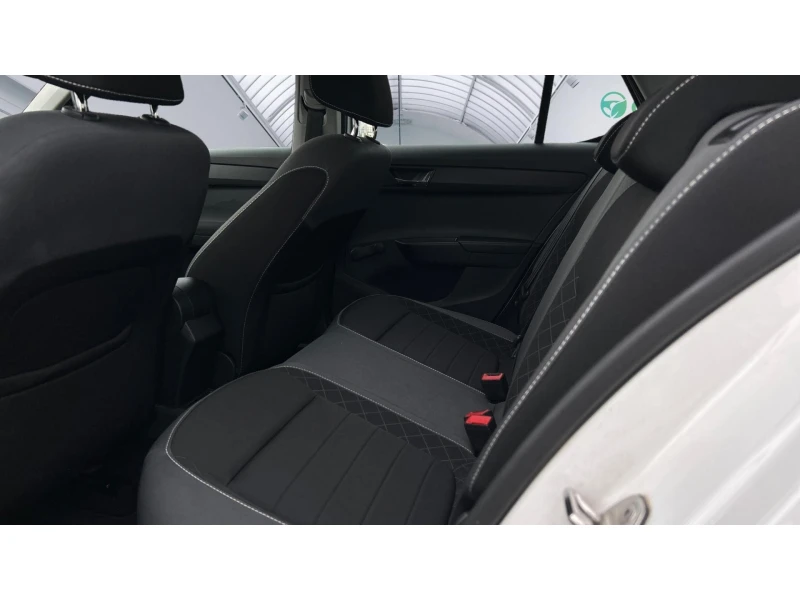 Skoda Fabia 1.0 TSi LPG, Месечна вноска от 142  , снимка 9 - Автомобили и джипове - 53114684