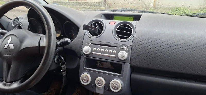 Mitsubishi Colt, снимка 4 - Автомобили и джипове - 53211887