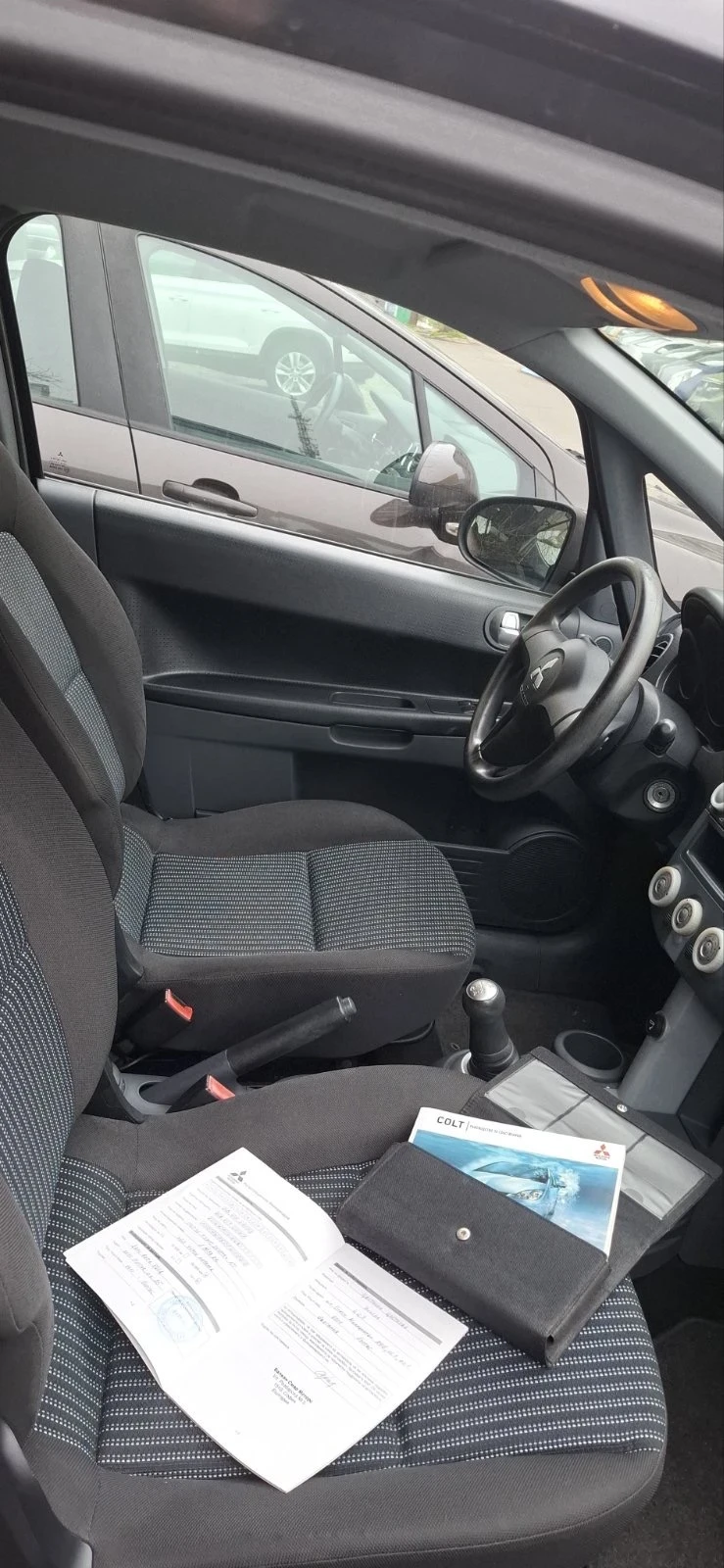 Mitsubishi Colt, снимка 8 - Автомобили и джипове - 53211887