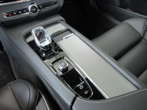 Volvo V90 B4 = Ultimate Bright = �������� | Mobile.bg � ����������� 8