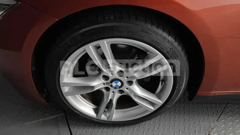 BMW 330, снимка 5 - Автомобили и джипове - 54709930