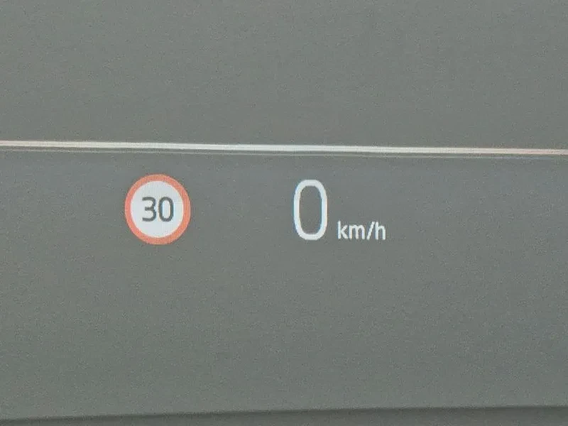 BMW i5 EDRIVE 40 | Mobile.bg � ����������� 16