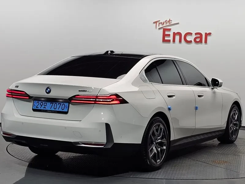 BMW i5 EDRIVE 40 | Mobile.bg � ����������� 2