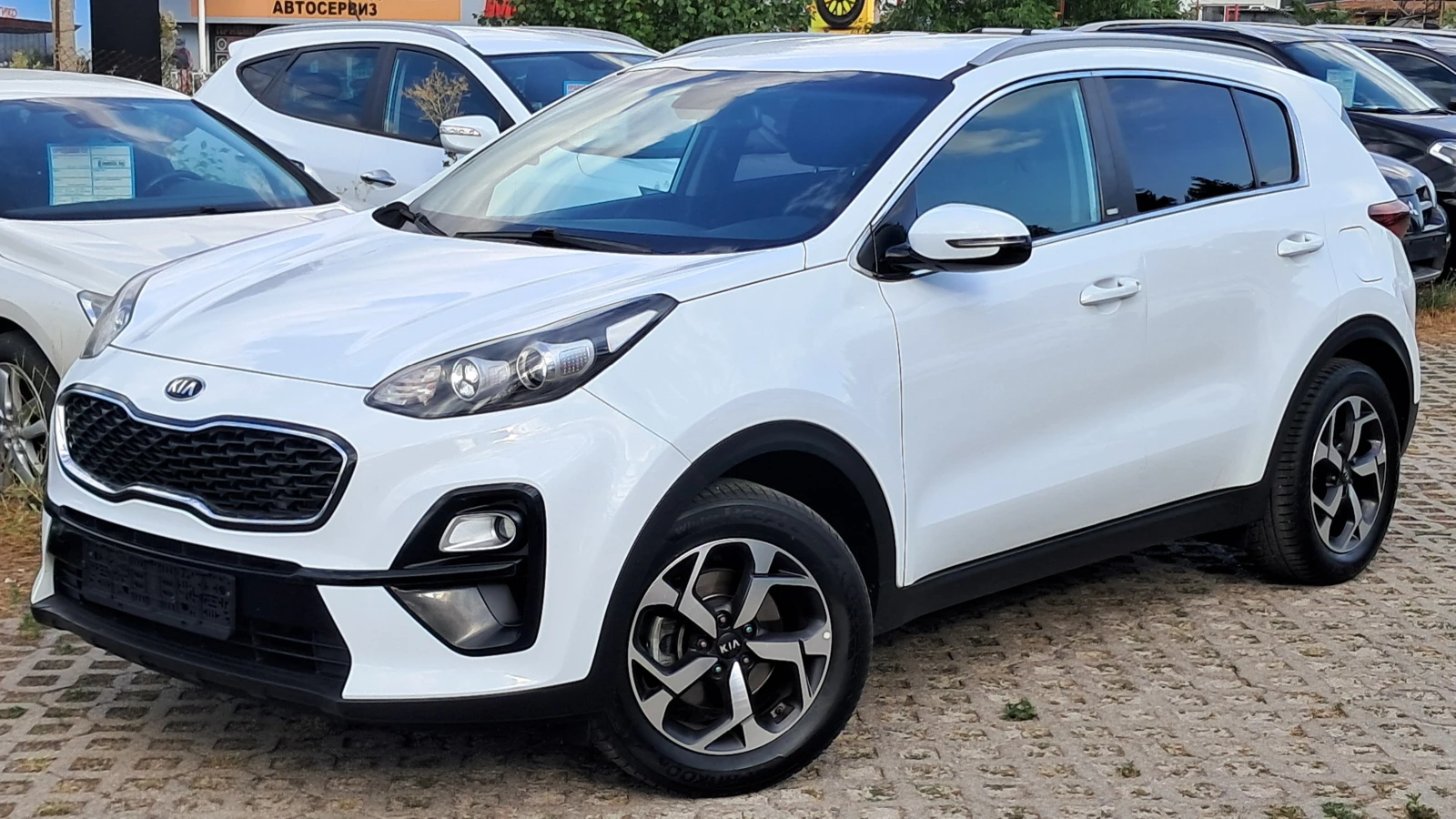 Kia Sportage 1.6D-HYBRIDE РЕАЛ КМ ИЗКЛЮЧИТЕЛЕН СЕРВИ КНИЖ УНИКТ