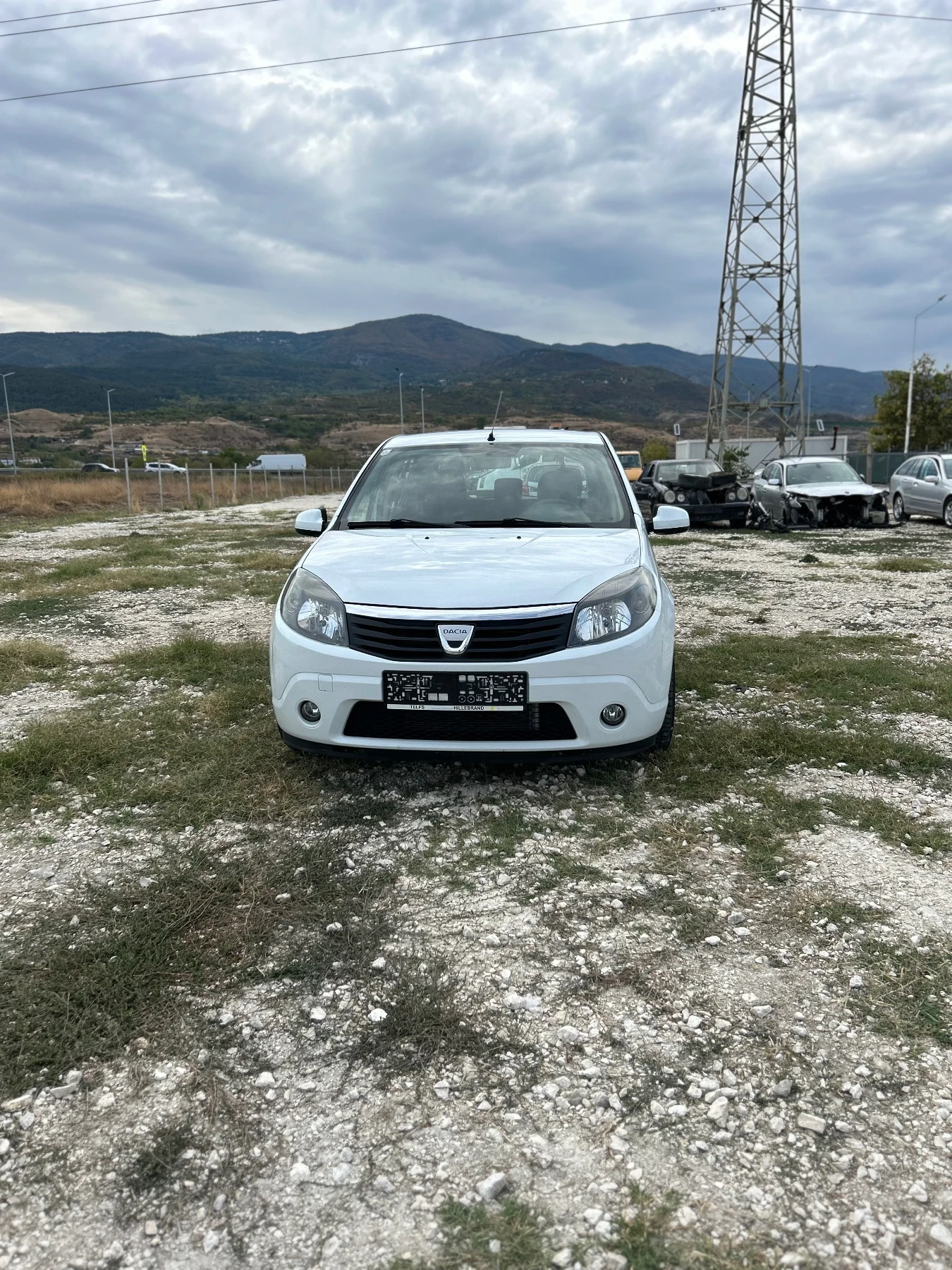 Dacia Sandero 1, 2 Black line - изображение 2