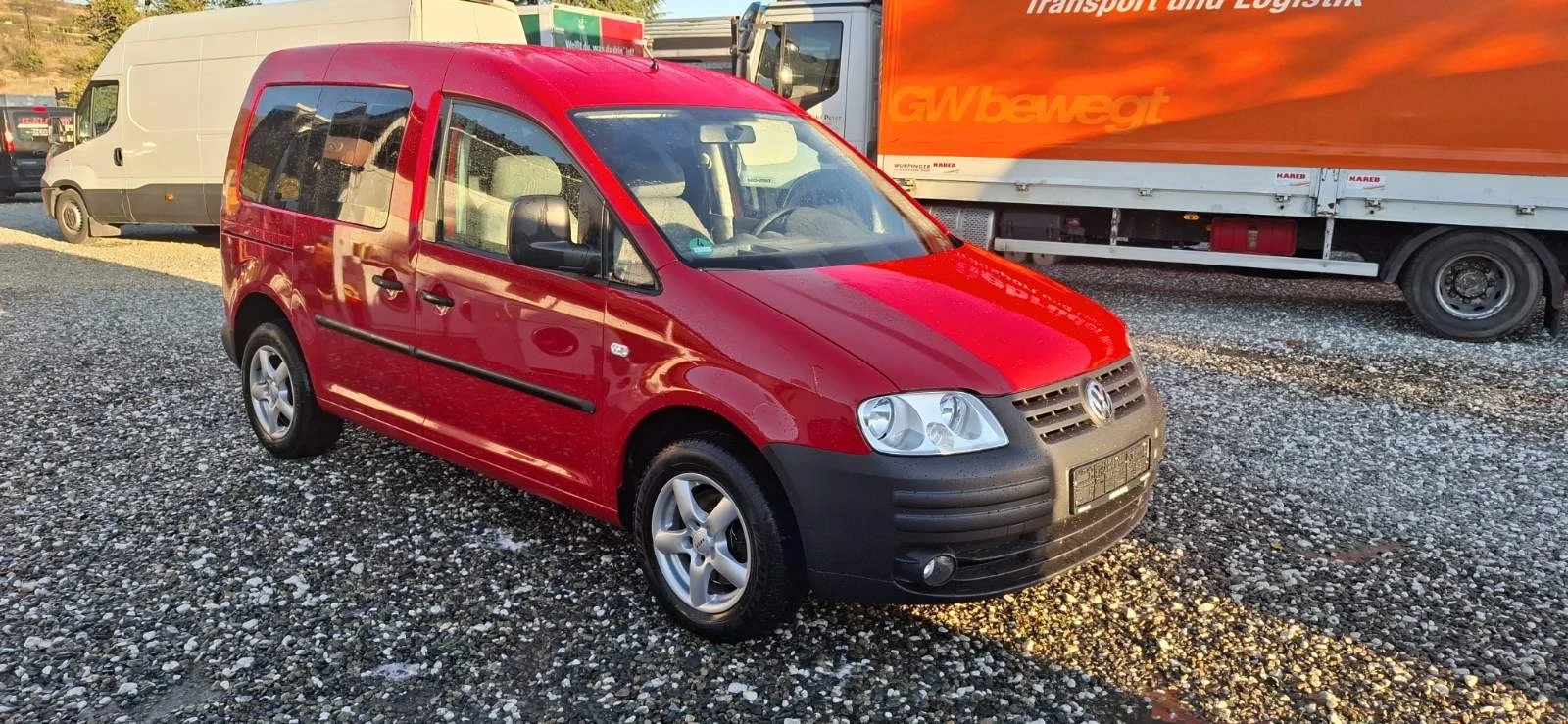 VW Caddy Клима 1.9tdi 105 кс - изображение 2