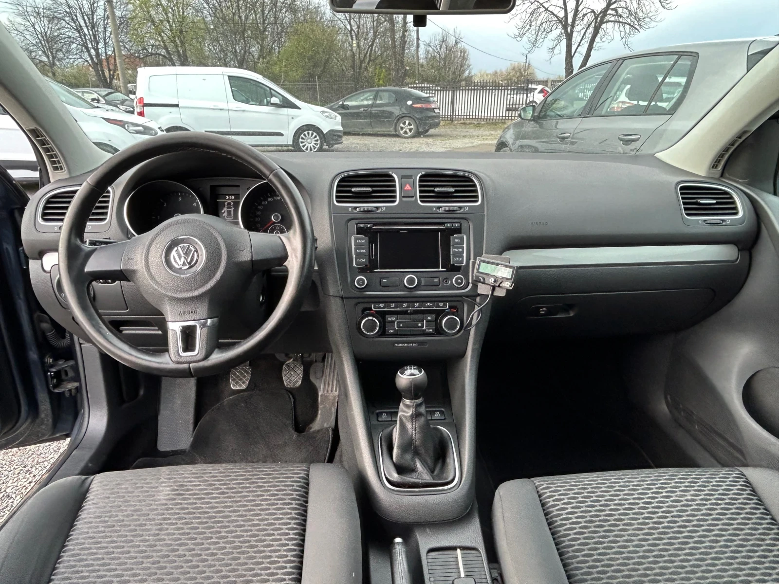 VW Golf 1, 6 TDI  - изображение 9