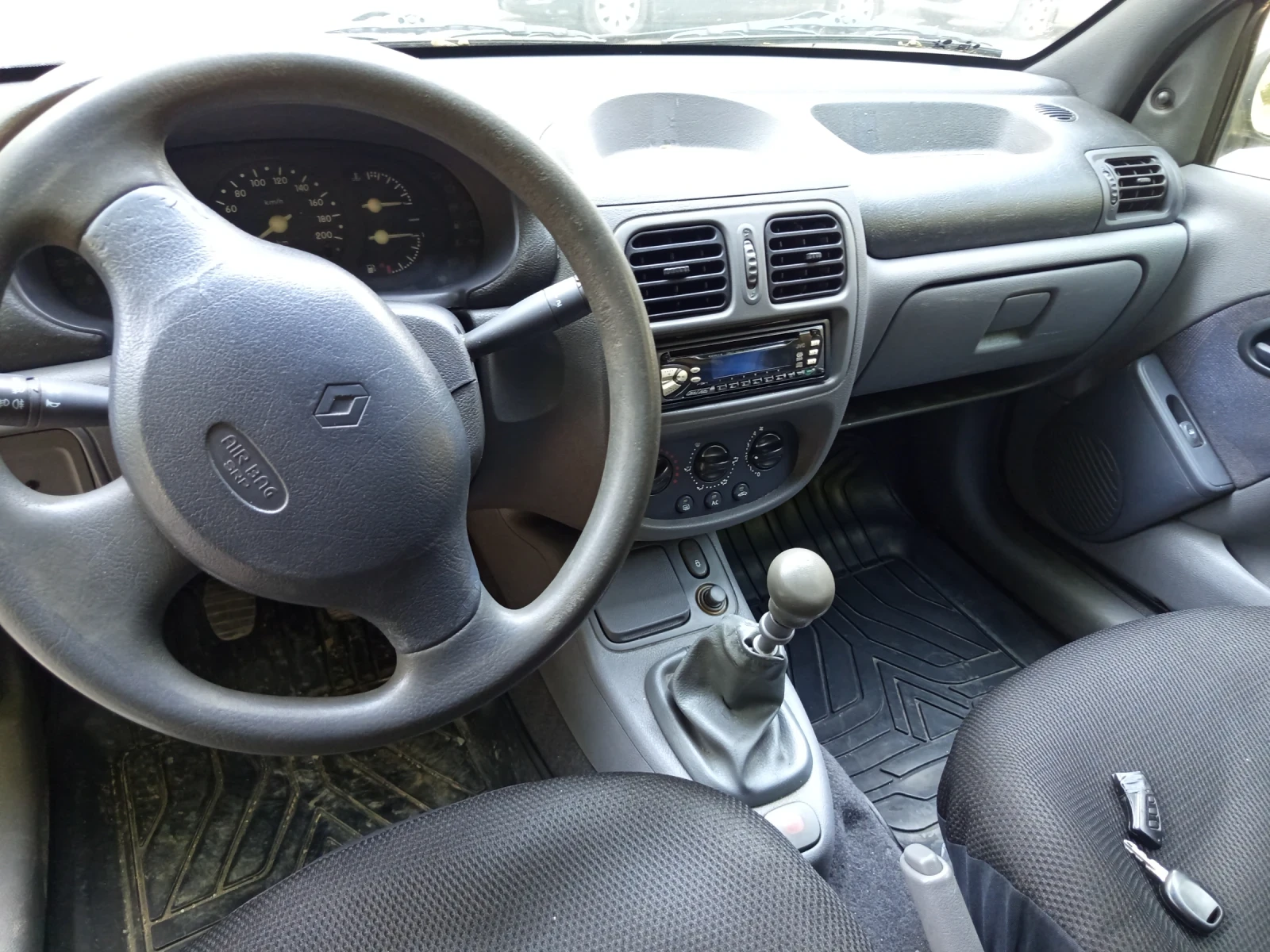 Renault Clio  - изображение 5