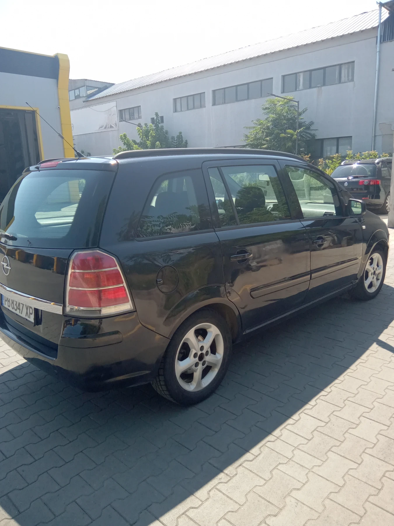 Opel Zafira  - изображение 2