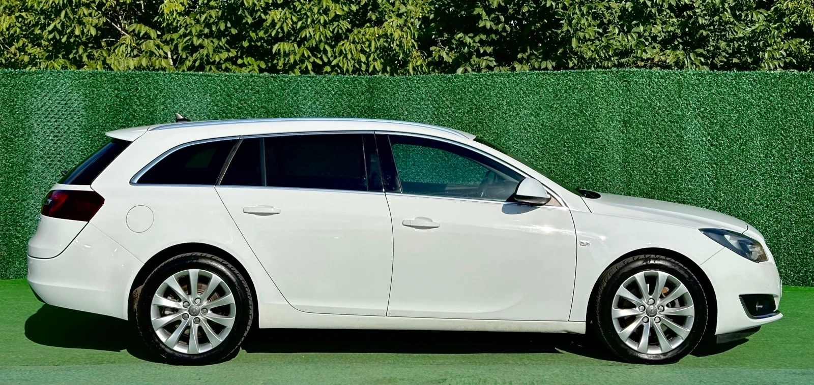 Opel Insignia SPORTS TOURER 4x4 AUTOMATIC 2.0CDTI 163ks - изображение 7