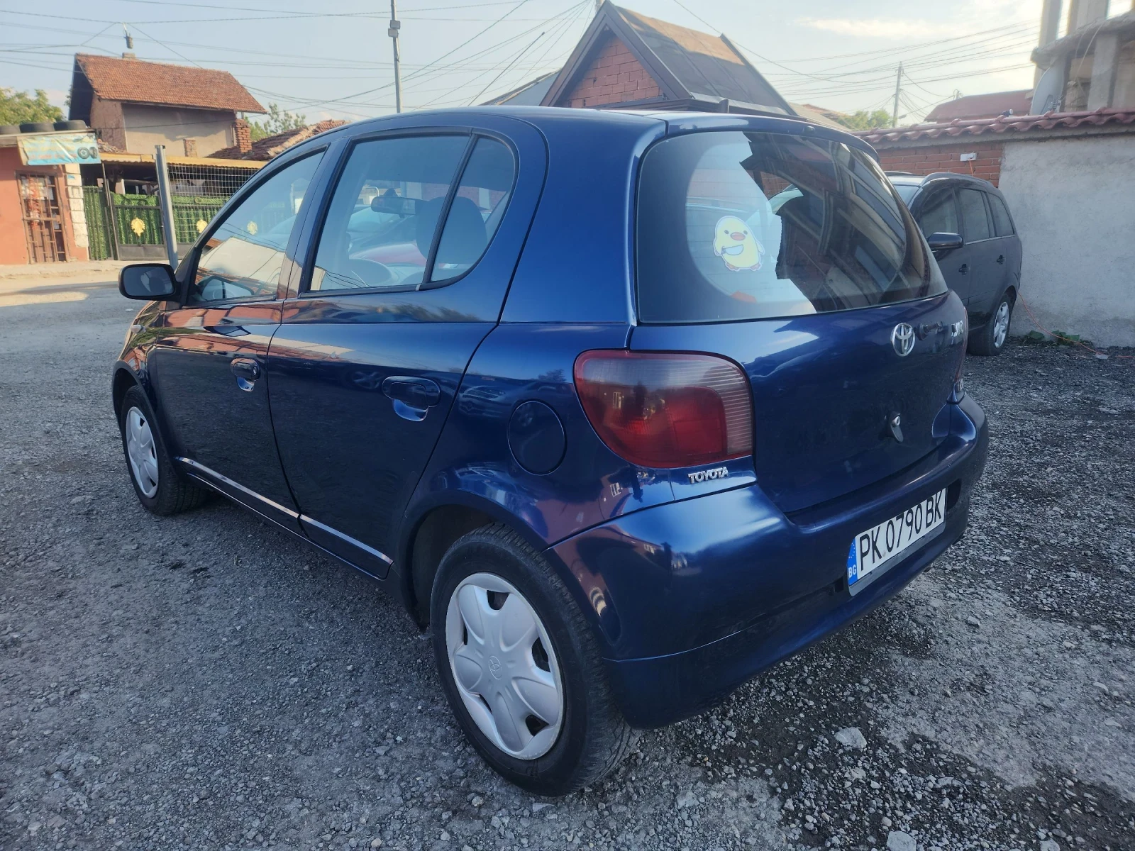 Toyota Yaris  - изображение 5