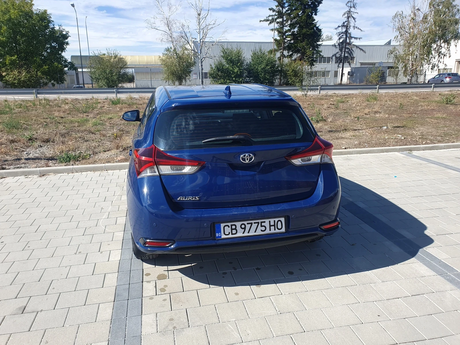 Toyota Auris  - изображение 5