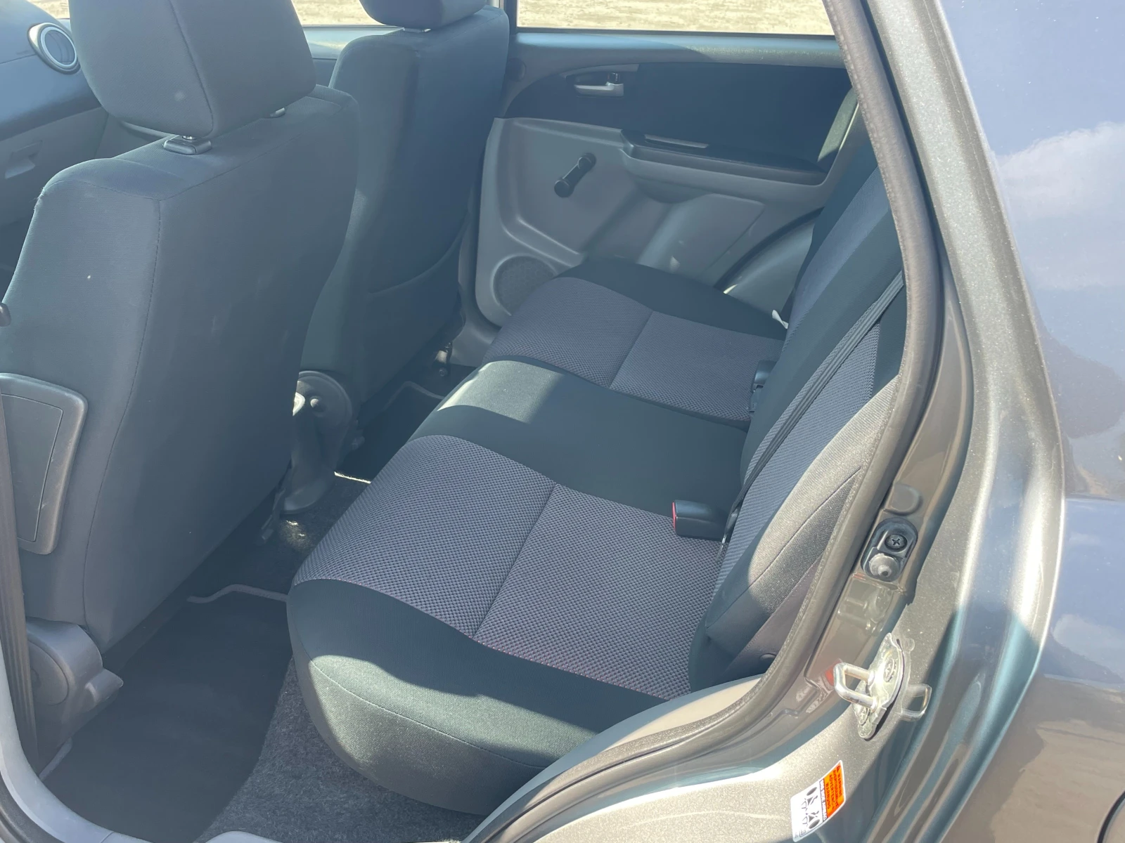 Suzuki SX4 НОВ ВНОС ИТАЛИЯ 4x4 - изображение 10
