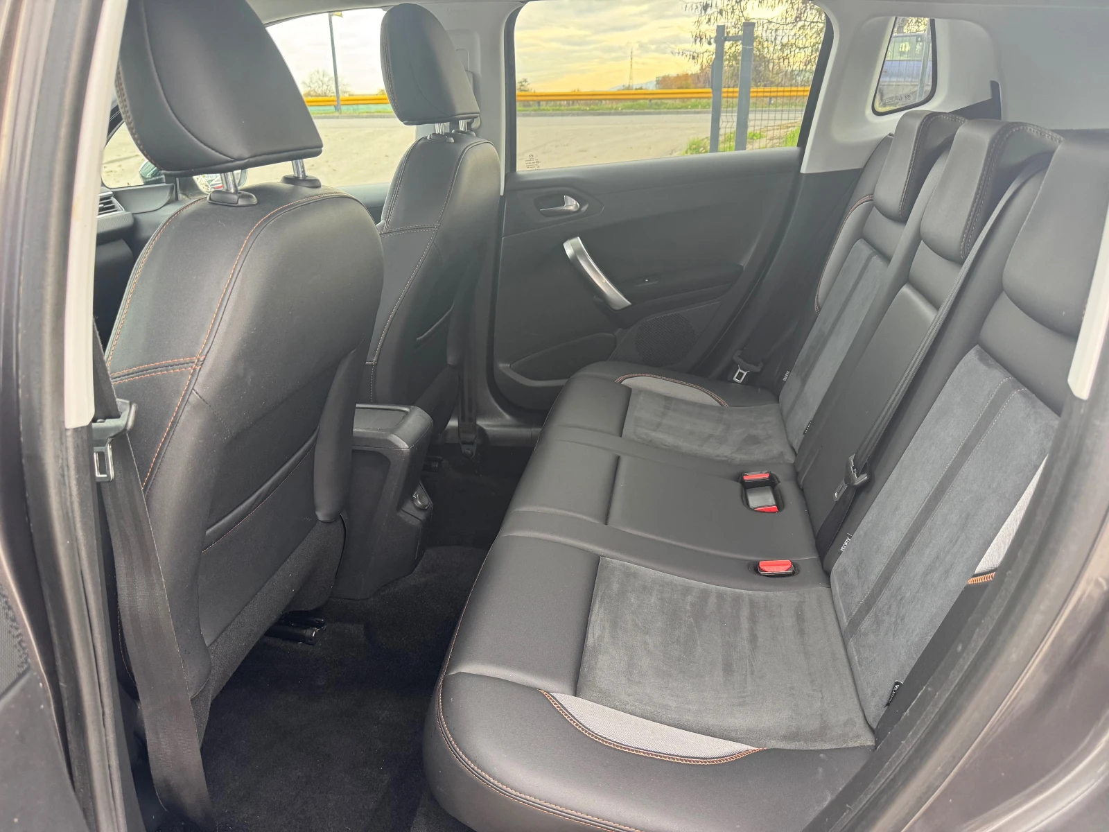 Peugeot 2008 1.6HDI 100kc GRIP CONTROL CROSSWAY | Mobile.bg   13