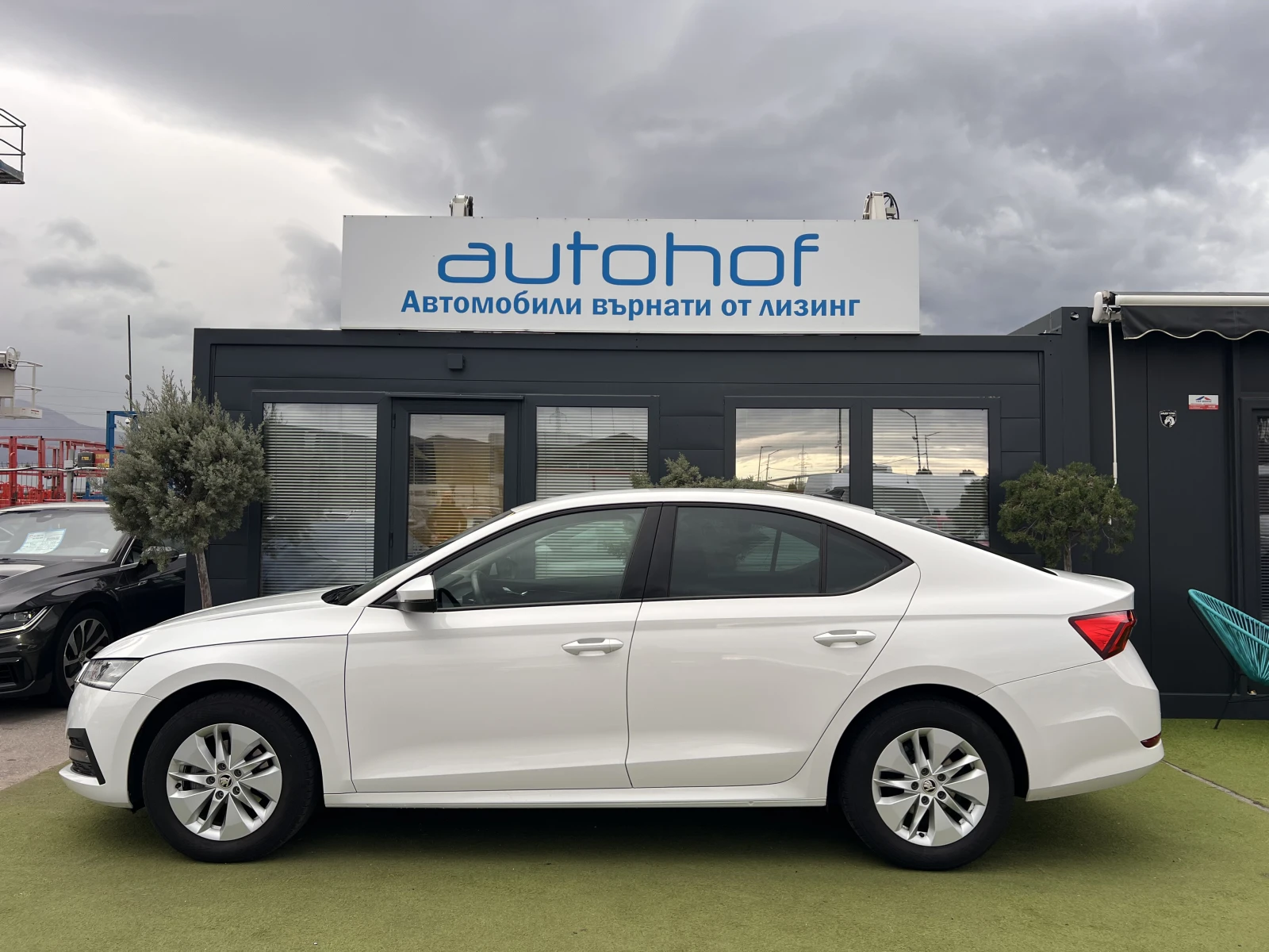 Skoda Octavia AMBITION/2.0TDI/116K.C./7AT/ГАРАНЦИЯ - изображение 2