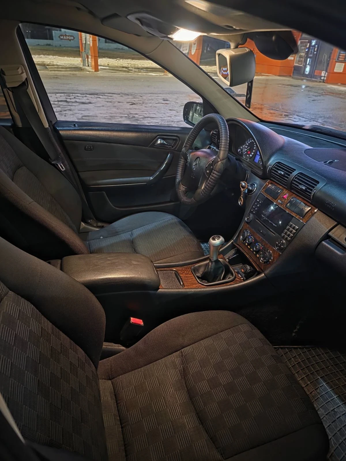 Mercedes-Benz C 200  - изображение 9