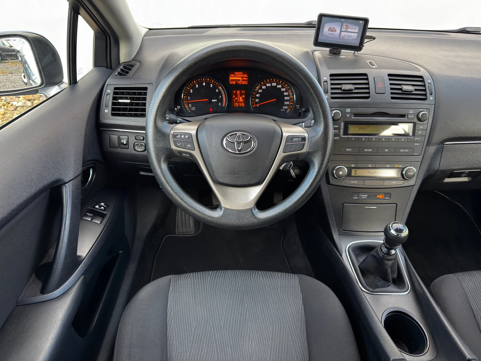 Toyota Avensis 1.6 VVT-i 🇩🇪 | Mobile.bg � ����������� 11