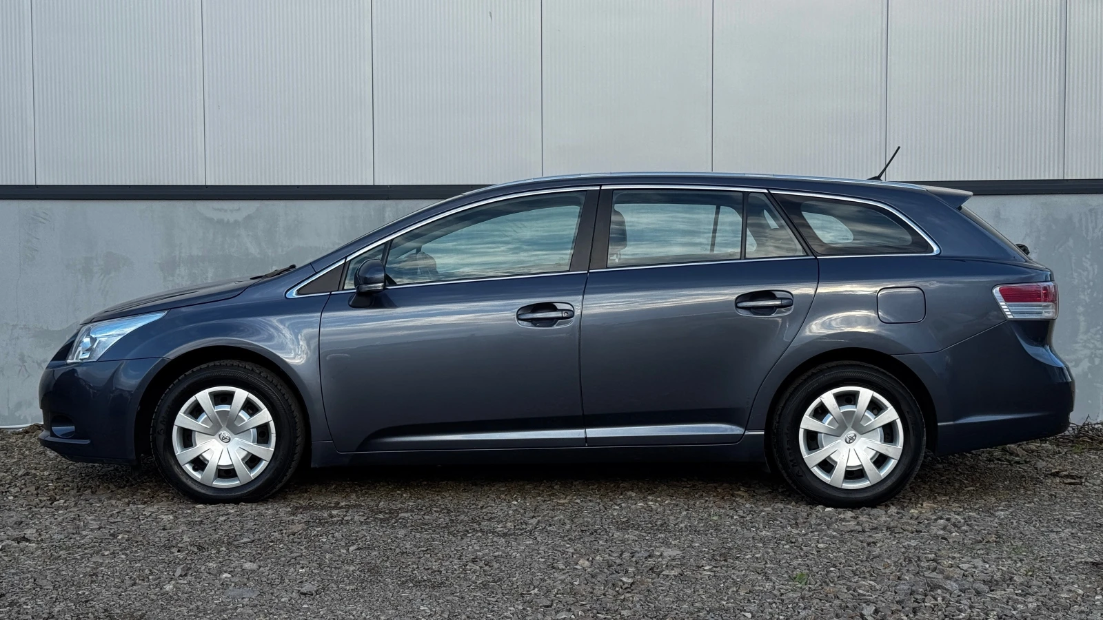 Toyota Avensis 1.6 VVT-i 🇩🇪 - изображение 8