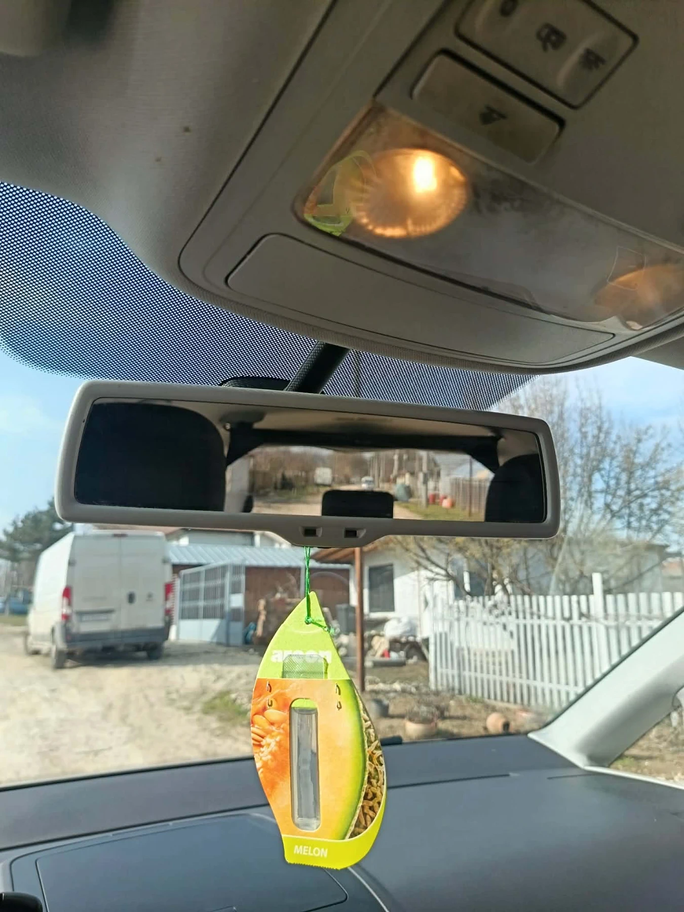 VW Touran, снимка 11 - Автомобили и джипове - 53863260