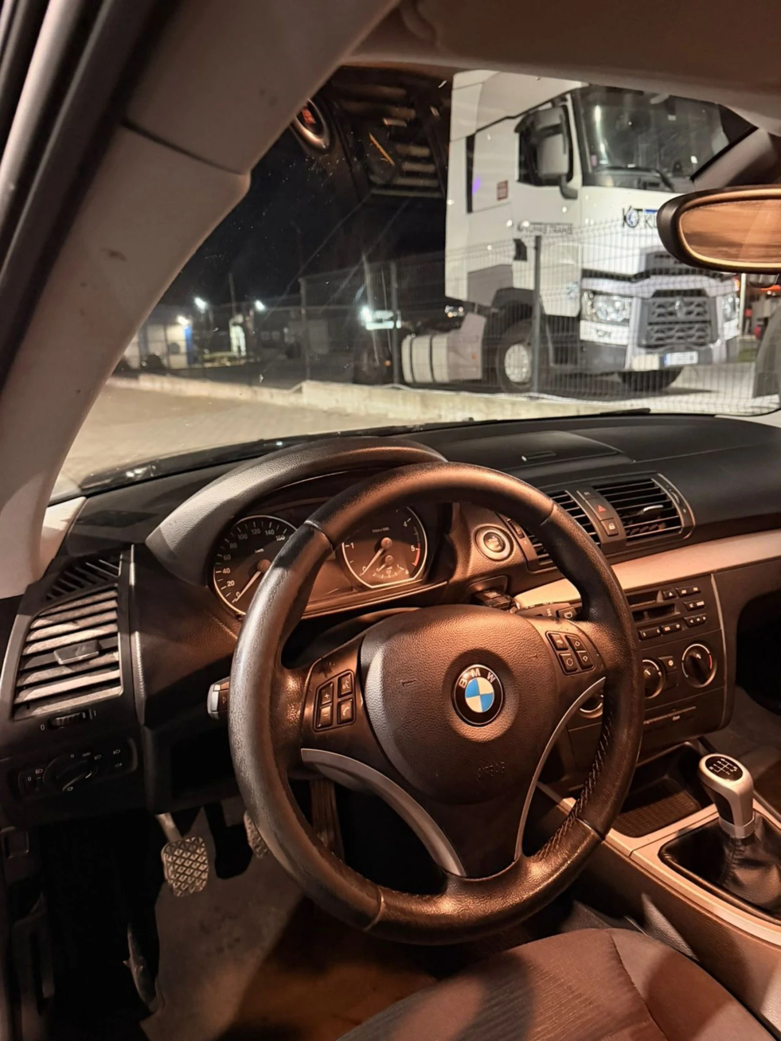 BMW 116 Гаранция 1 год. на двигателя, снимка 9 - Автомобили и джипове - 53890290