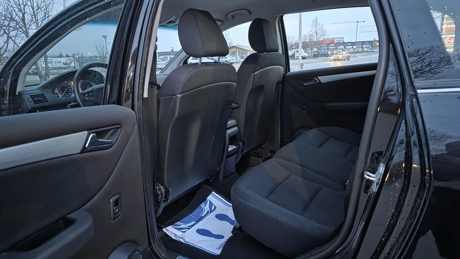 Mercedes-Benz B 150 БЕЗУПРЕЧНА , снимка 7 - Автомобили и джипове - 54240726