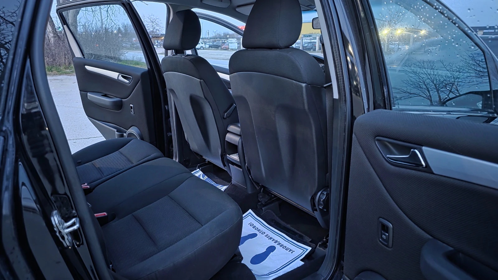 Mercedes-Benz B 150 БЕЗУПРЕЧНА , снимка 8 - Автомобили и джипове - 54240726