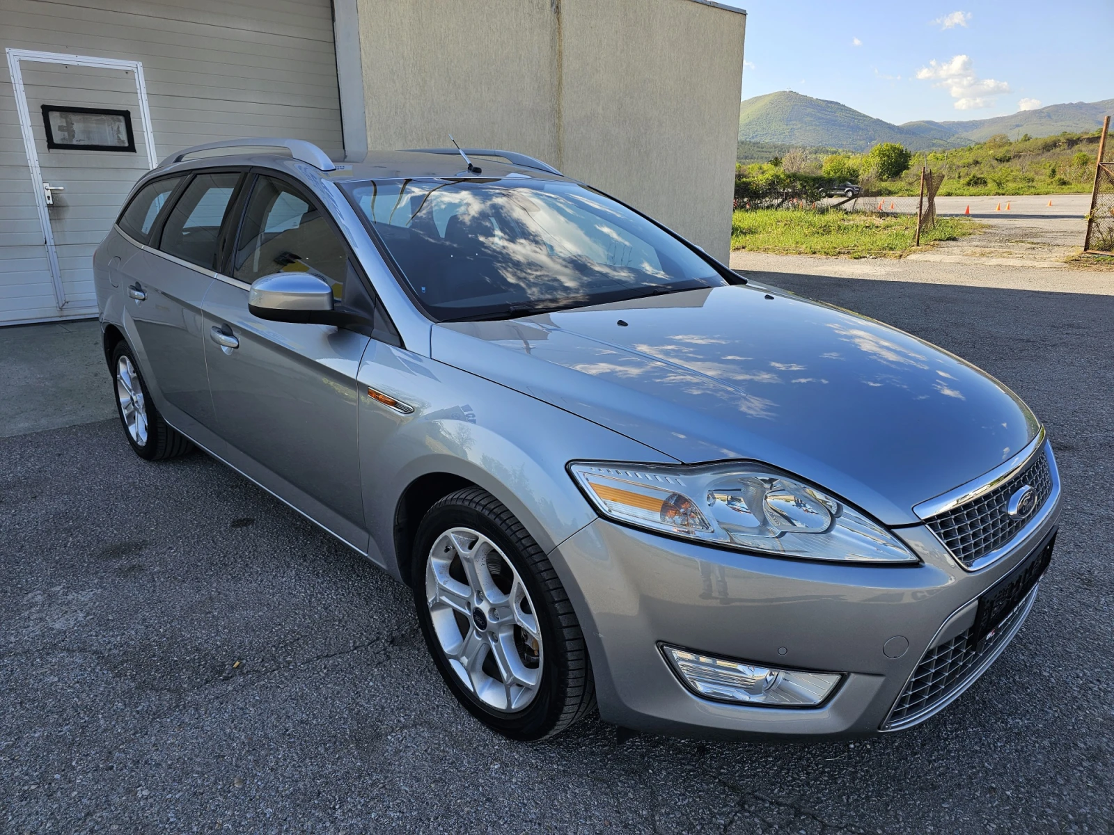 Ford Mondeo 2.0 TDCi - TITANIUM, снимка 3 - Автомобили и джипове - 54440133