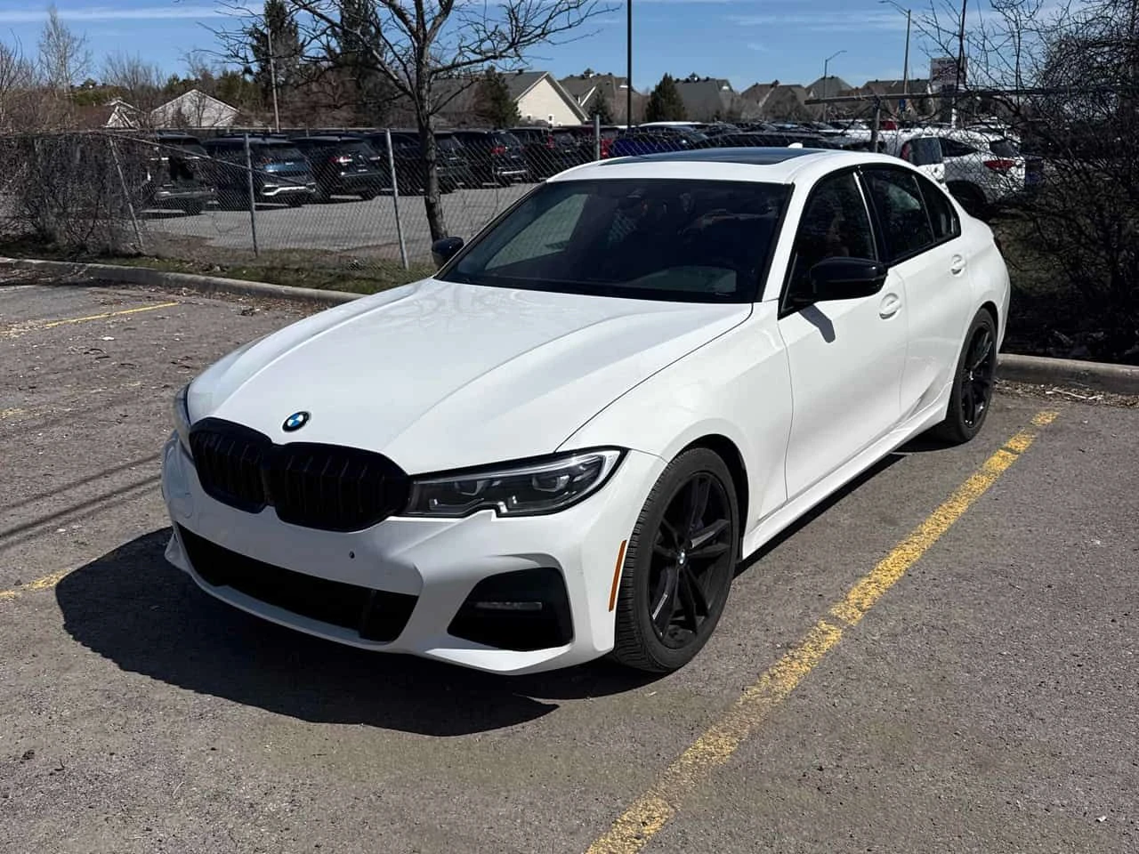 BMW 330 330i xDrive  CARFAX, снимка 3 - Автомобили и джипове - 54451159