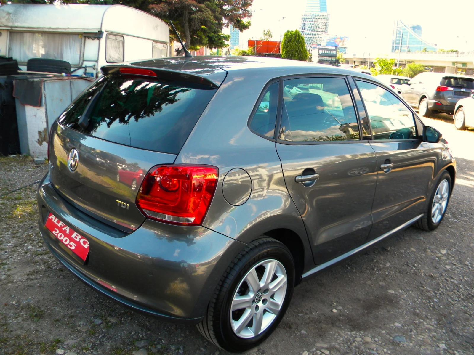 VW Polo 1.6TDI= 90KC= КАТО НОВО* EURO= 5A, снимка 4 - Автомобили и джипове - 54710150