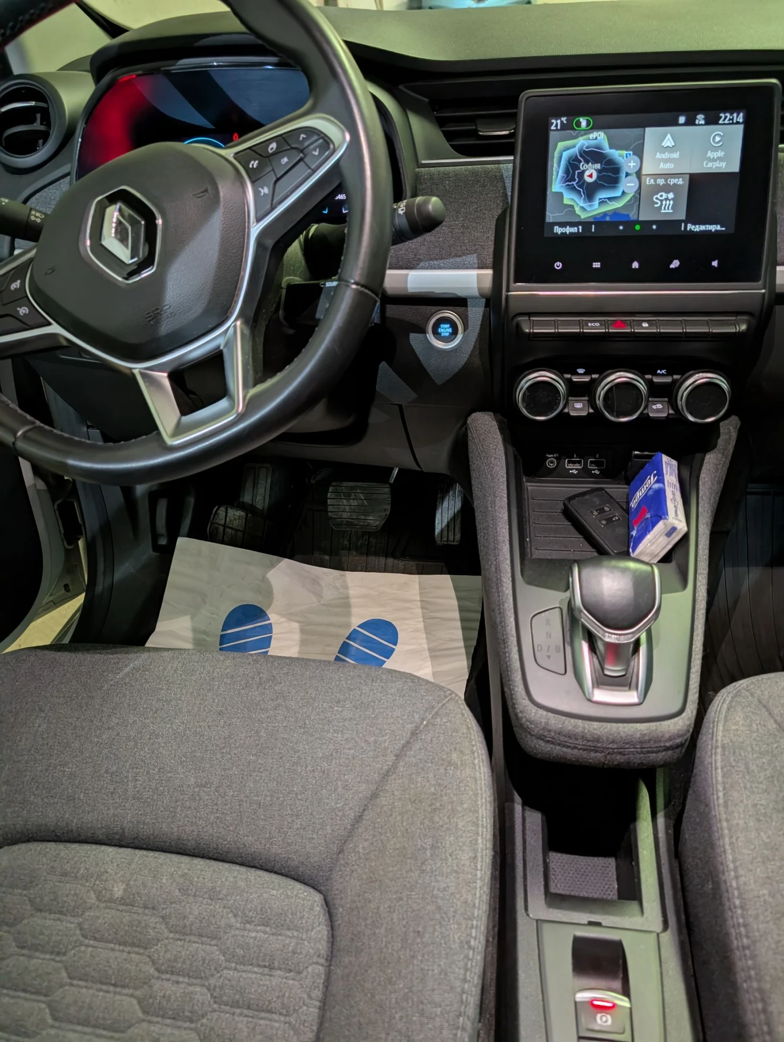 Renault Zoe 52kWh_SoH96%Сертификат_Климатр.Парктр.55хил.км, снимка 7 - Автомобили и джипове - 54896992