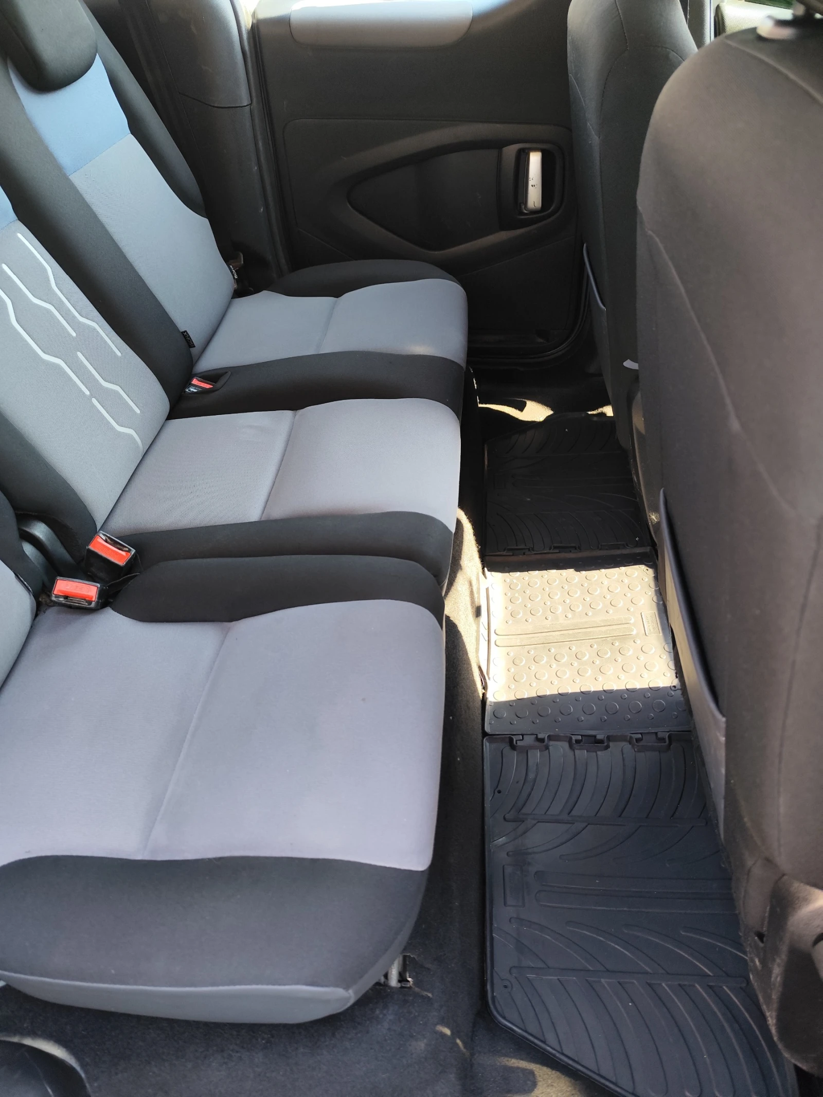 Peugeot Partner tepee, снимка 11 - Автомобили и джипове - 54993699