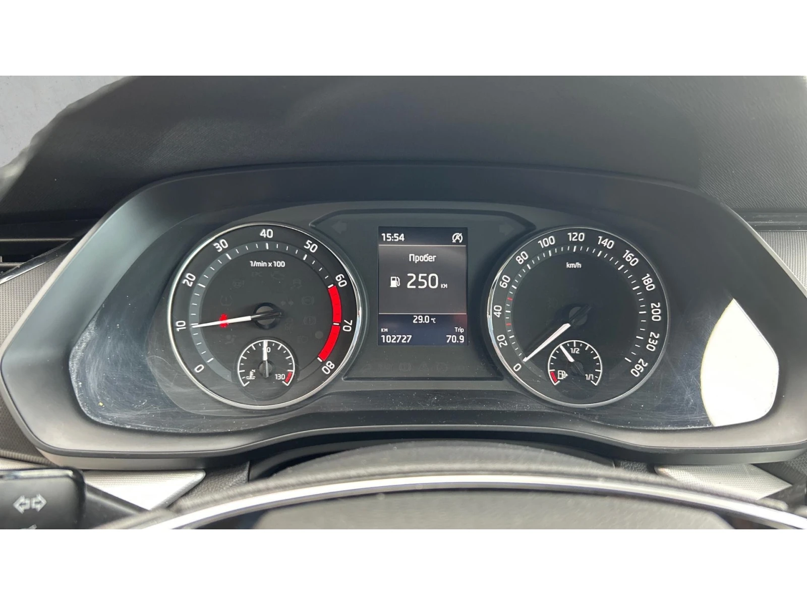 Skoda Octavia 1.5 TSi M/T, Месечна вноска от 199  , снимка 14 - Автомобили и джипове - 55000764