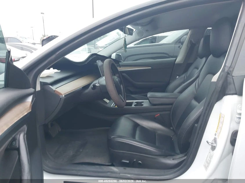 Tesla Model 3 Long Range Dual Motor All-Wheel Drive, снимка 5 - Автомобили и джипове - 55272138
