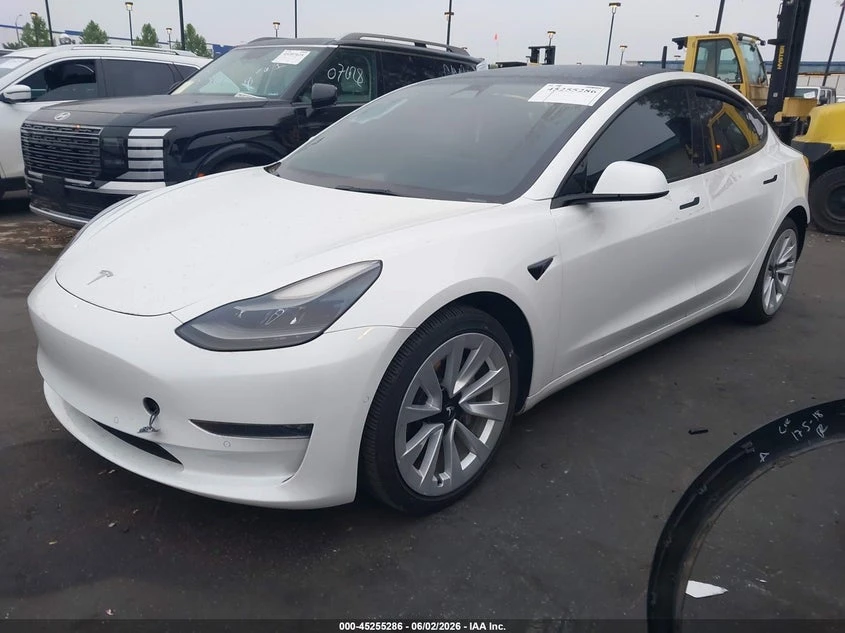 Tesla Model 3 Long Range Dual Motor All-Wheel Drive, снимка 2 - Автомобили и джипове - 55272138