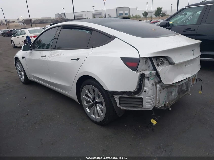 Tesla Model 3 Long Range Dual Motor All-Wheel Drive, снимка 3 - Автомобили и джипове - 55272138