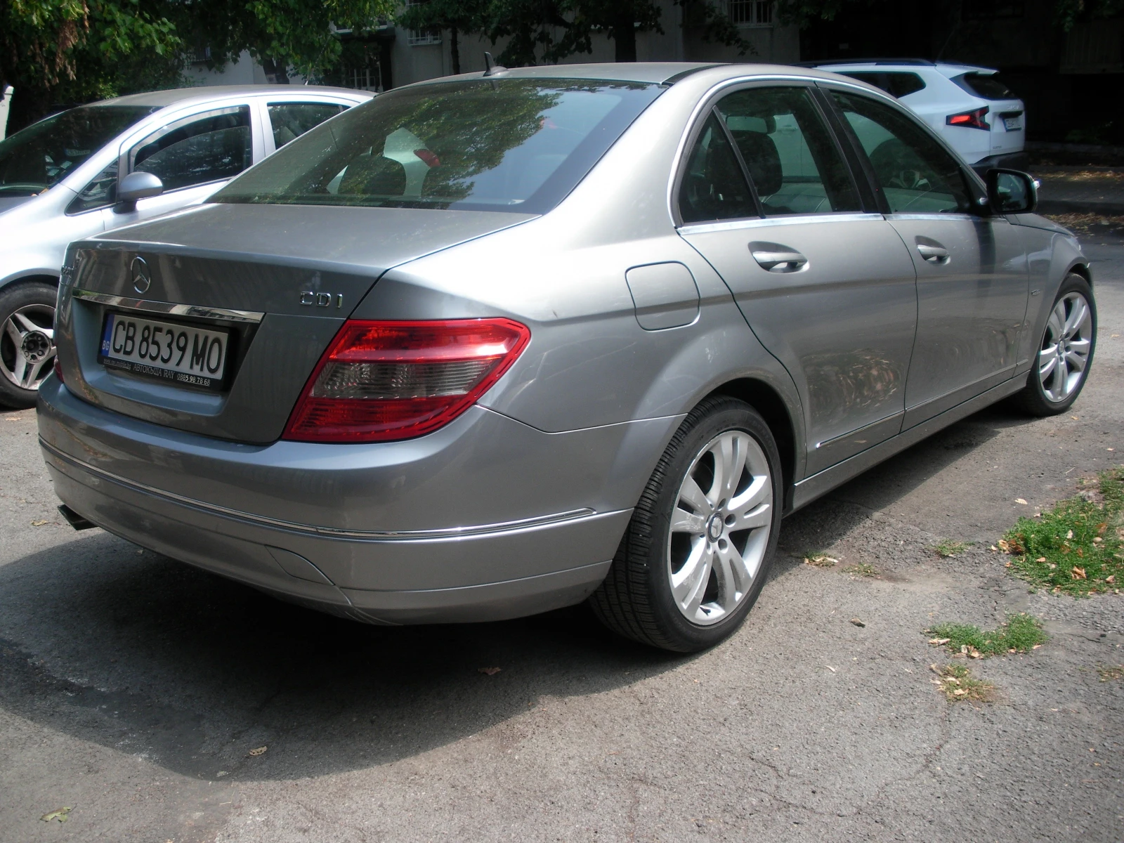 Mercedes-Benz C 220, снимка 5 - Автомобили и джипове - 55664309