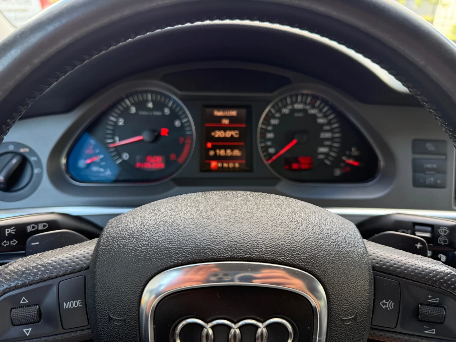 Audi A6 S-Line+ V8+ QUATTRO+ BiXenon+ Шибидах+ Подгрев, снимка 5 - Автомобили и джипове - 56220906