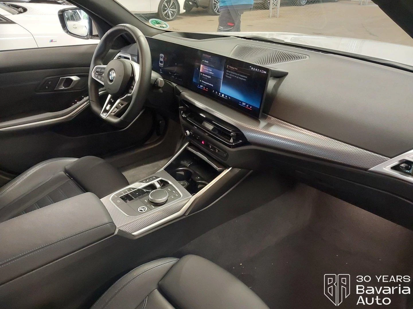 BMW 330 i xDrive Sportautomatic, снимка 7 - Автомобили и джипове - 56541427