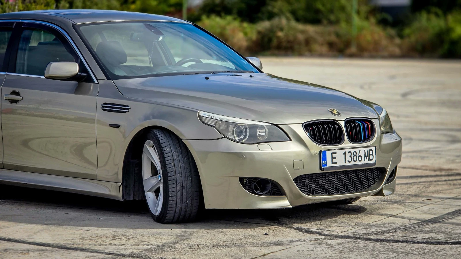 BMW 530, снимка 13 - Автомобили и джипове - 56552664